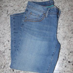 Modern Fit Jean Capri Size 2
